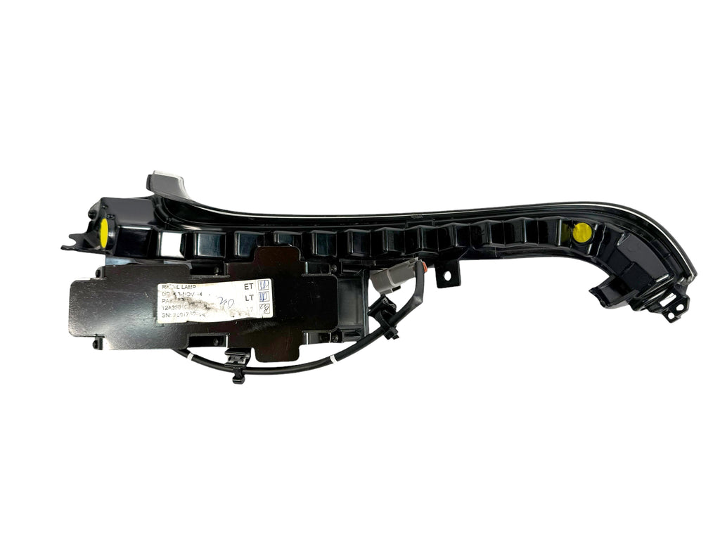 MCLAREN P1 REAR LOWER RIGHT LED LIGHT 12A3381CP