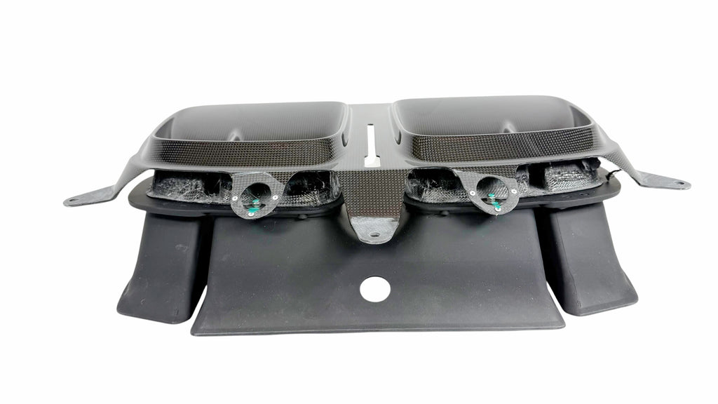 FERRARI SF90 XX FRONT CARBON BONNET SCOOP INTAKE DUCT 55010235