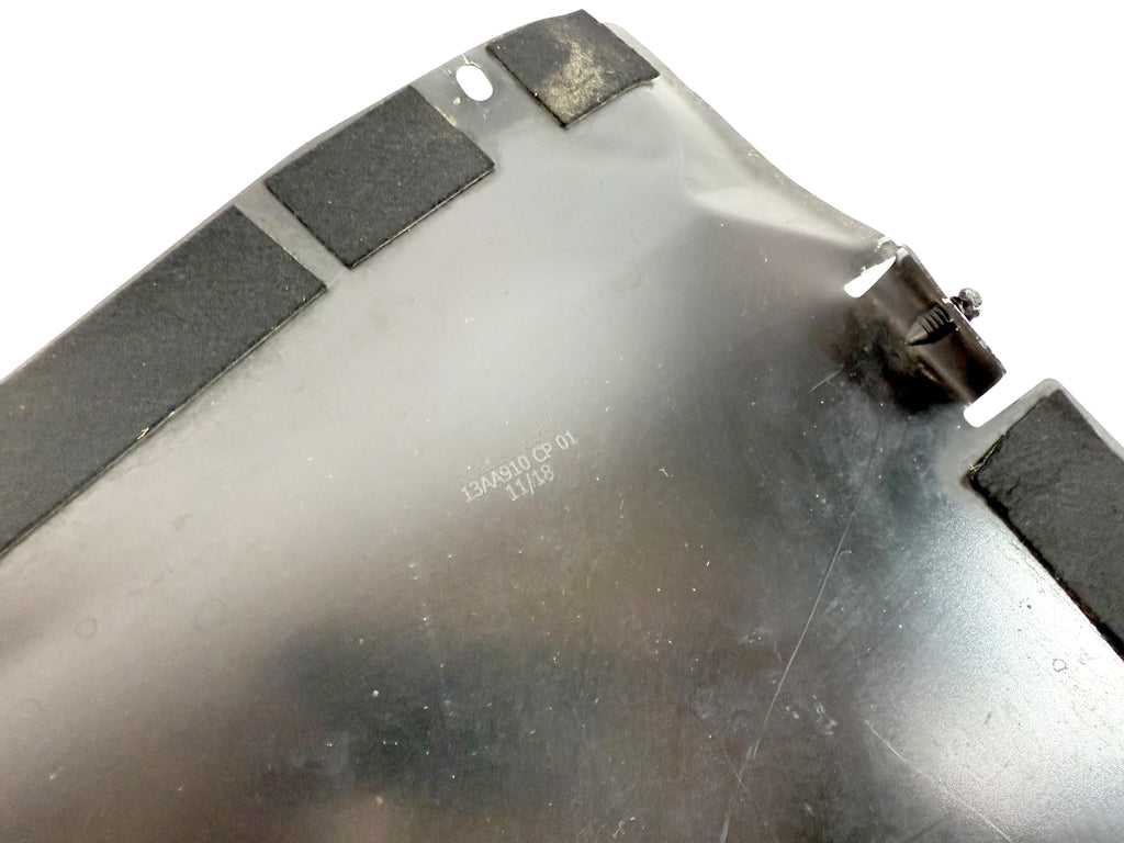 MCLAREN 570S/ 600LT RIGHT UNDERTRAY 13AA910CP