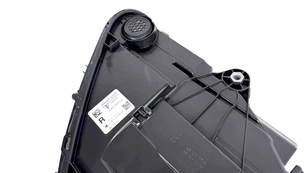 PORSCHE MACAN 2019-21  FRONT RIGHT LED HEADLIGHT 95B.941.016.K