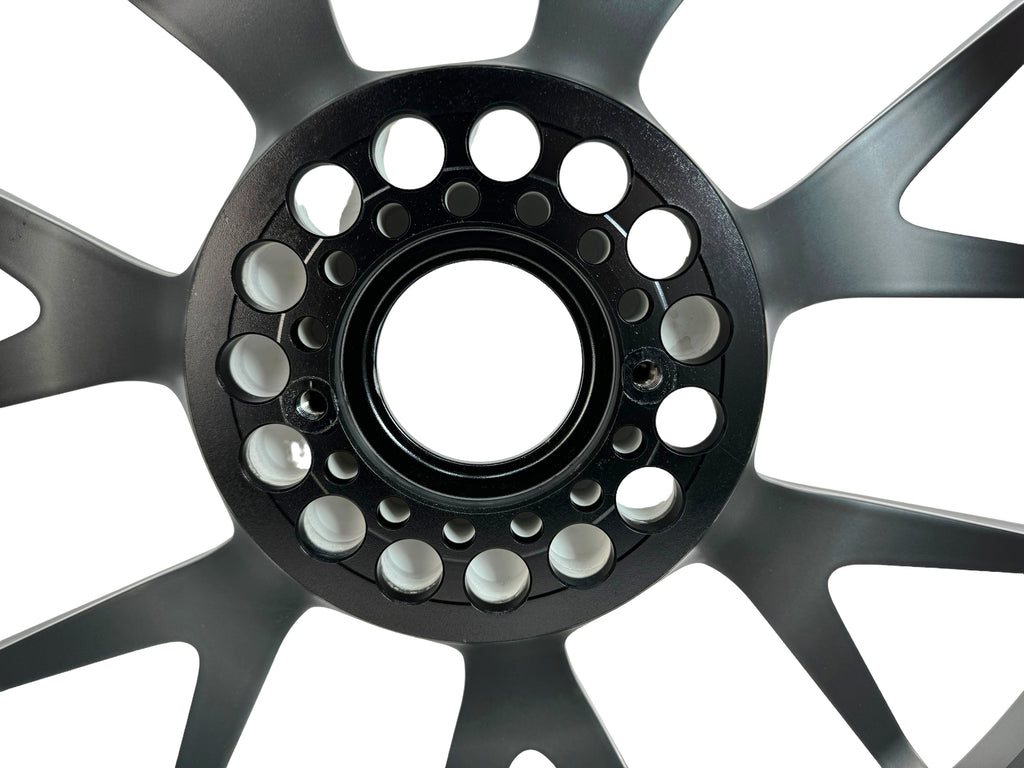 PORSCHE 992 GT3-RS MAGNESIUM WEISSACH FRONT WHEEL 9GT601025F