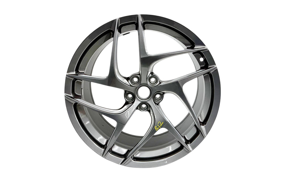 FERRARI 812 FORGED FRONT LEFT WHEEL GREY/ MACHINE 325270