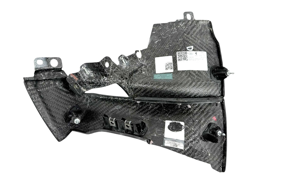 FERRARI SF90 XX CARBON BULKHEAD RIGHT SIDE PANEL 945382