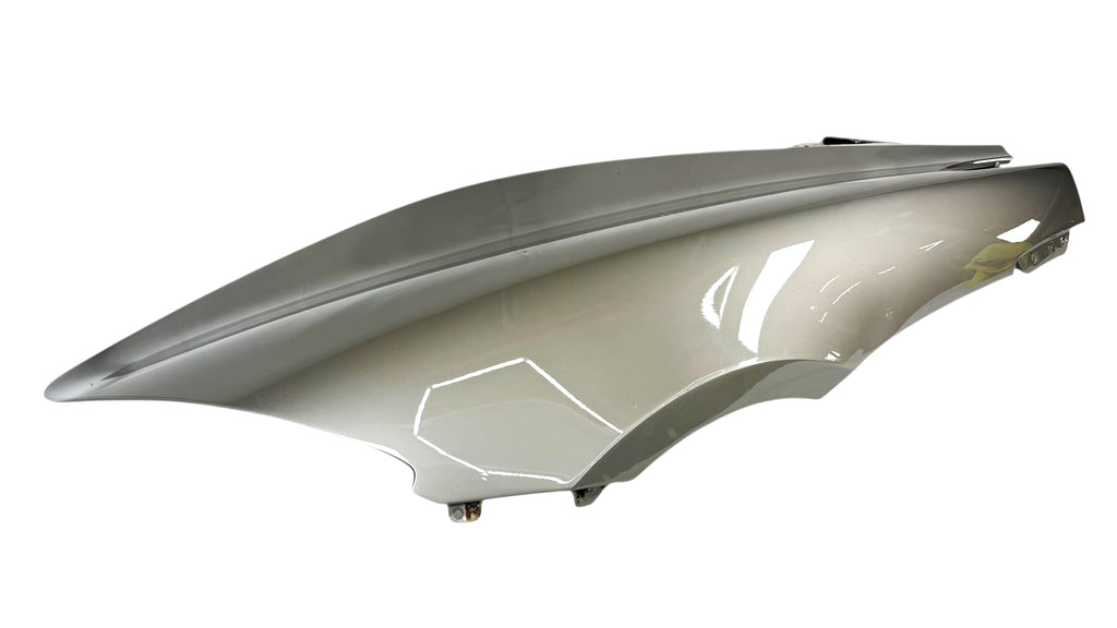 MCLAREN 570S/ 600LT SPIDER REAR RIGHT QUARTER PANEL 13AB014CP (BLADE SILVER)