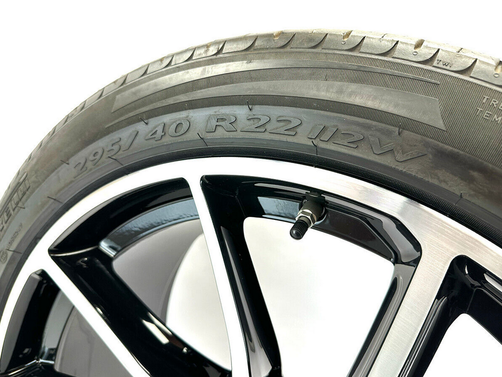 OVERFINCH 22″ LEGGERO FORGED ALLOY WHEELS WITH PIRELLI TYRES