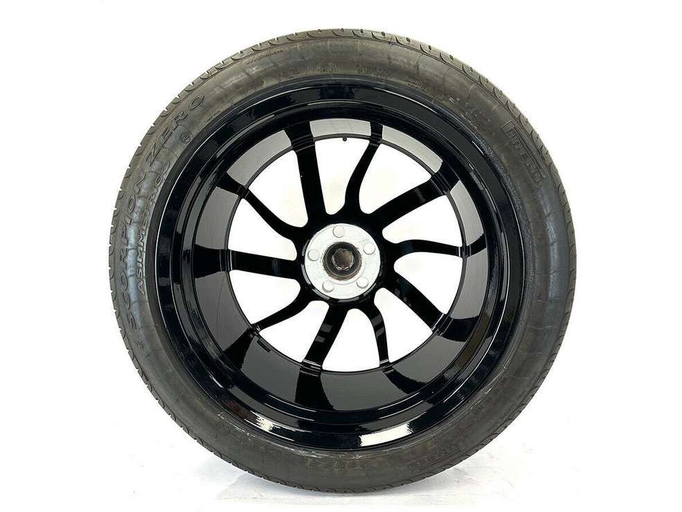 OVERFINCH 22″ LEGGERO FORGED ALLOY WHEELS WITH PIRELLI TYRES