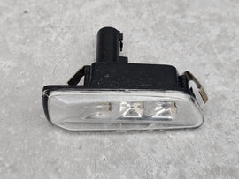 AUDI A8/S8 QUATTRO LEFT LED TURN SIGNAL INDICATOR 4E0949127
