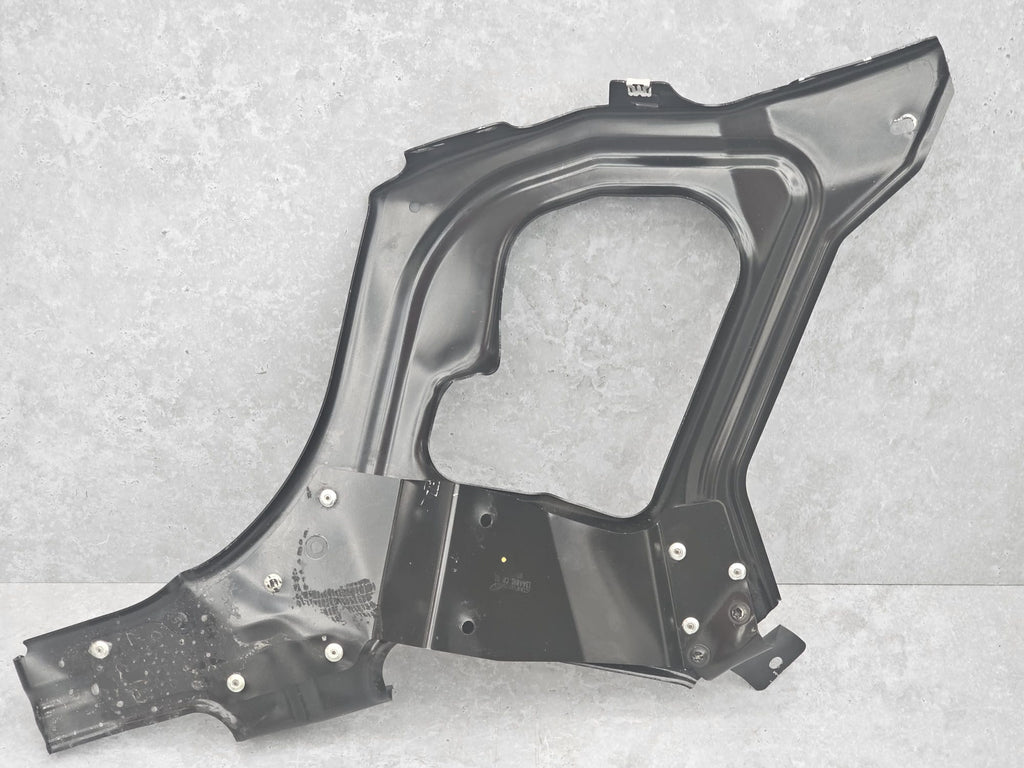 MCLAREN 570S 2019 REAR LEFT QUARTER RADIATOR SUPPORT MOUNT BRACKET FRAME 13AA891CP
