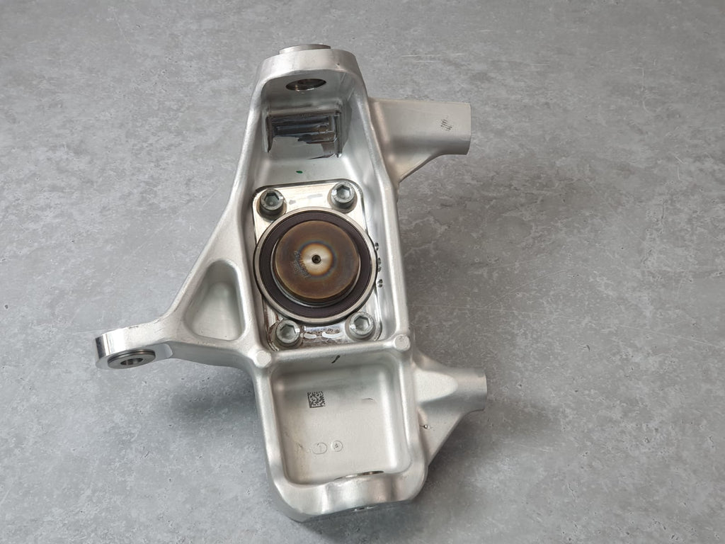 MCLAREN 600LT FRONT RIGHT SIDE HUB KNUCKLE BRAND NEW 13BA029GP