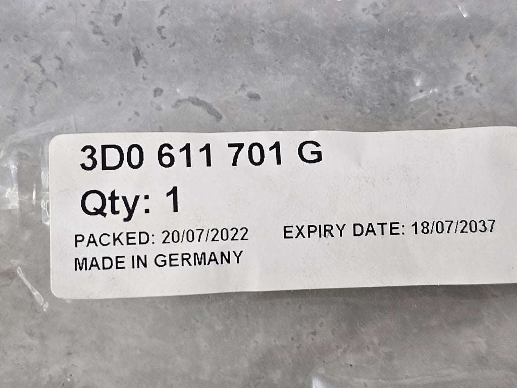 BENTLEY CONTINENTAL FUEL FILTER 3Y0201511