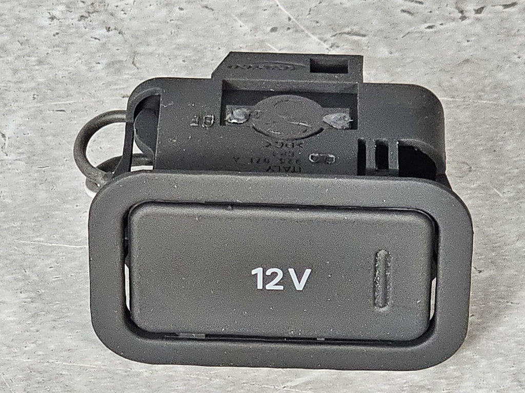 BENTLEY CONTINENTAL POWER OUTLET SOCKET BOOT LINING 8E0925071A