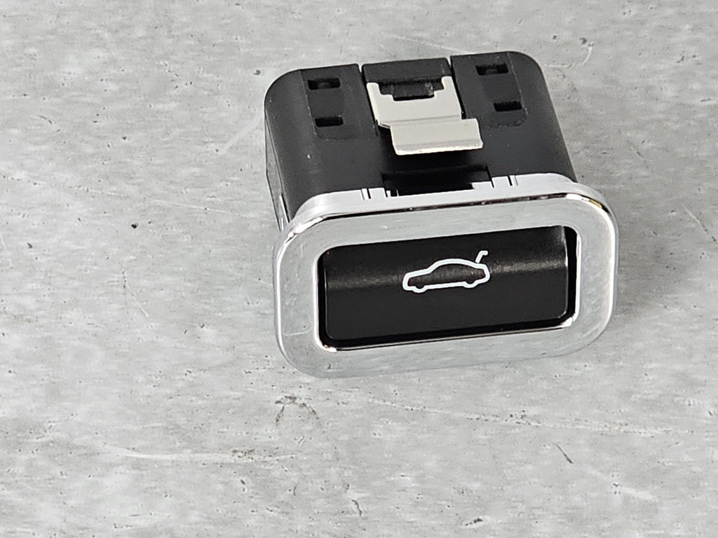 BENTLEY RELEASE BUTTON 3Y0959831D