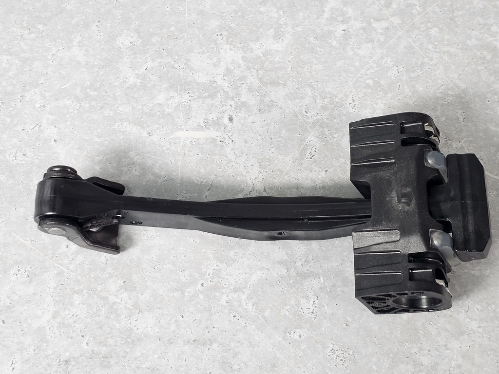 BENTLEY DOOR CATCH 3SE837249A