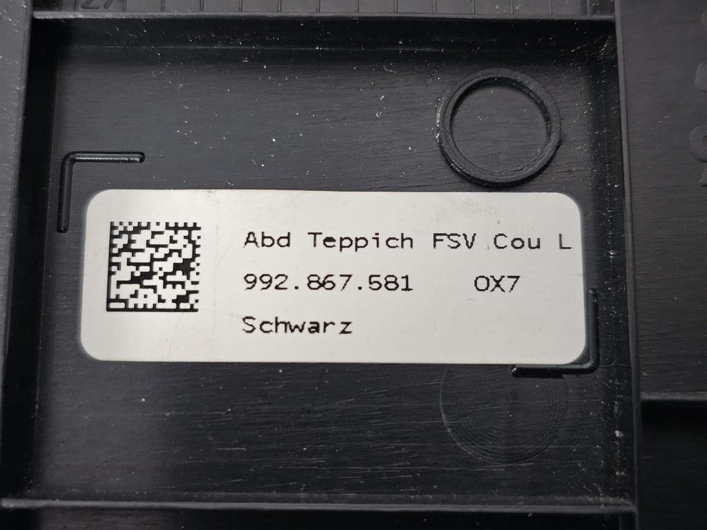 PORSCHE 911 TURBO S 992 REAR QUARTER SIDE TRIM PANELBLACK 992867581