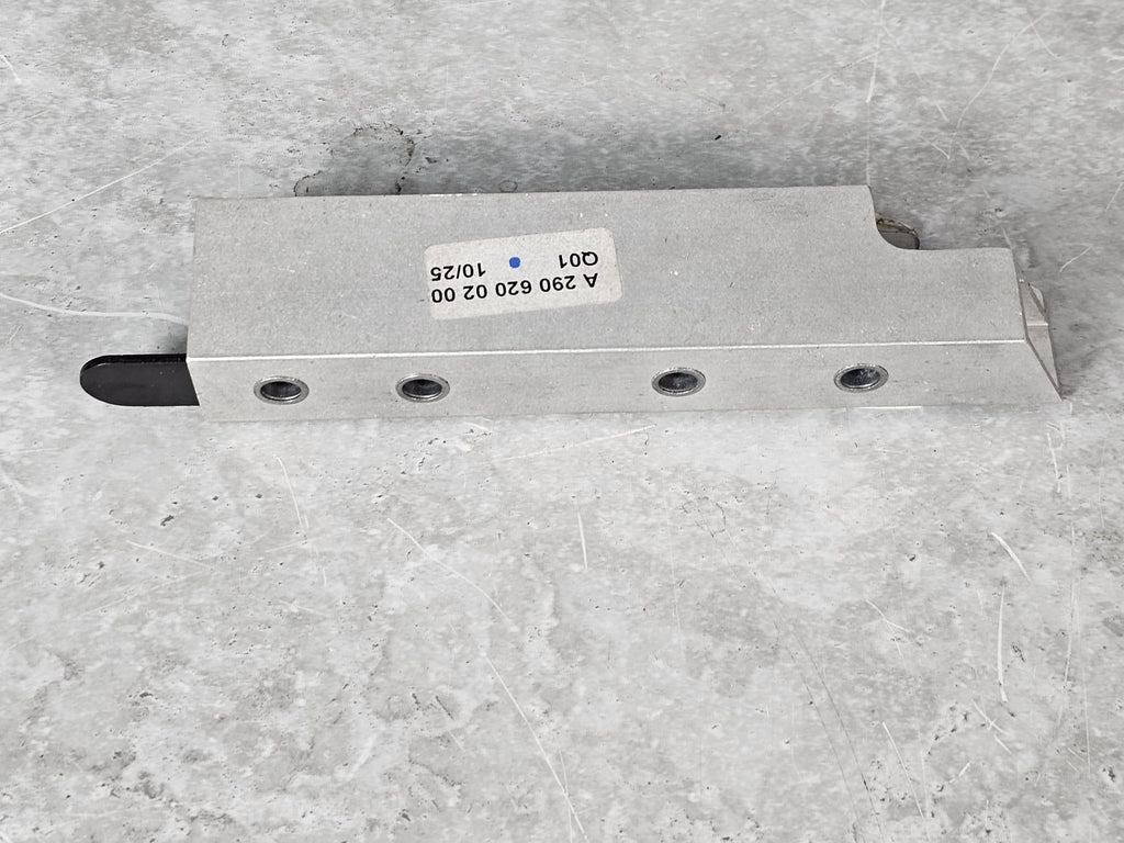 MERCEDES-BENZ BRACKET A2906200200