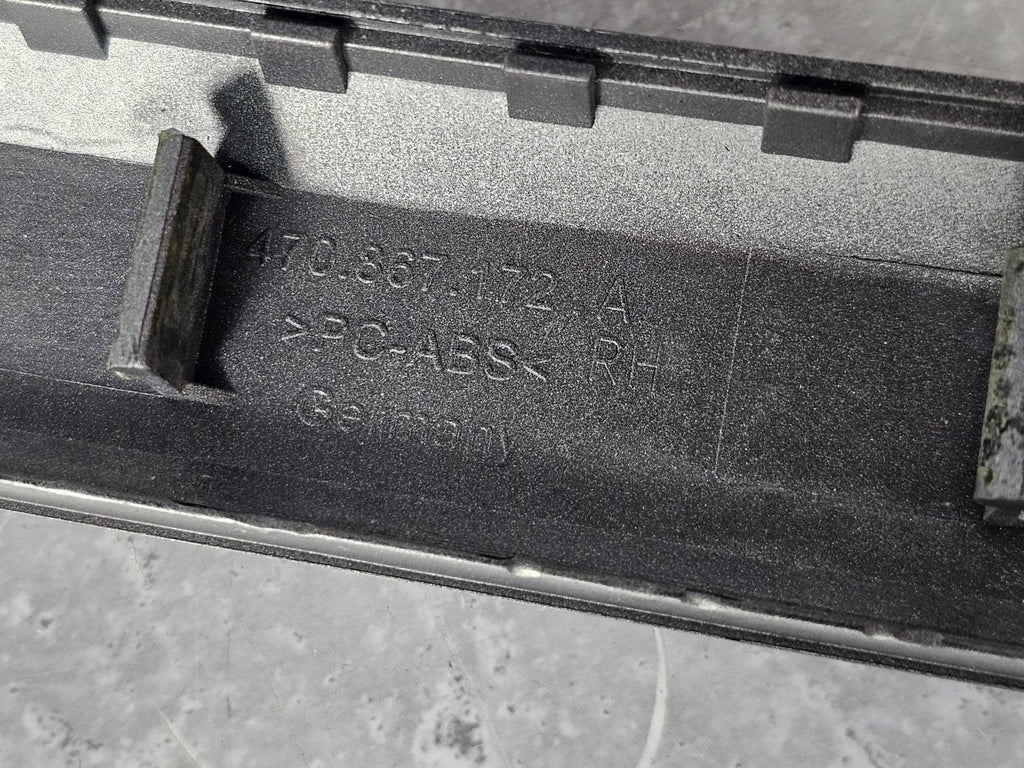 LAMBORGHINI AVENTADOR HANDLE RECESS RH 470867172A