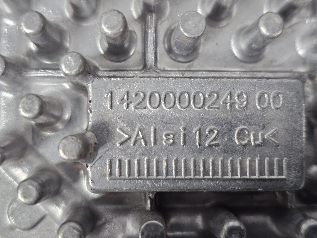 JAGUAR LAND ROVER HEADLIGHT BALLAST CONTROL UNIT MODULE M8E2-13E005-BA