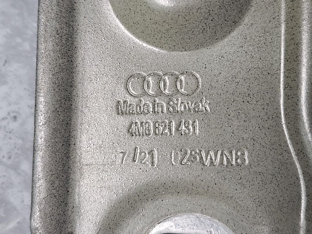 AUDI Q8 RSQ8 LEFT FENDER BRACKET 4M8821431