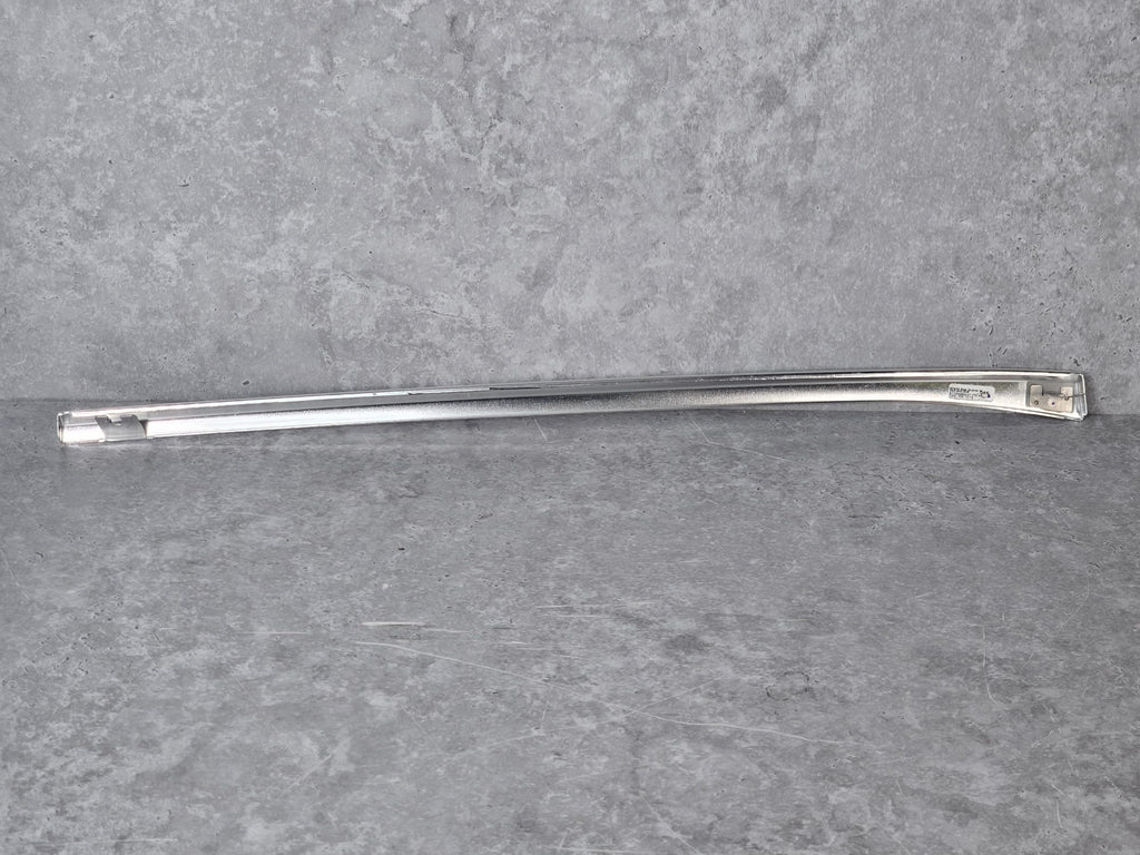 BENTLEY TRIM STRIP FOR REAR WINDOW 3SD853509
