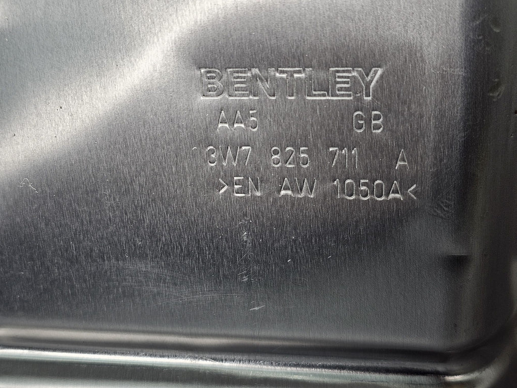 BENTLEY CONTINENTAL HEATSHIELD R SILENCER LH 3W0825711A