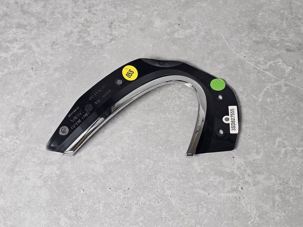 BENTLEY 2019+ GTC CONTINENTAL TRIM FOR TAIL LIGHT LH 3SD827555