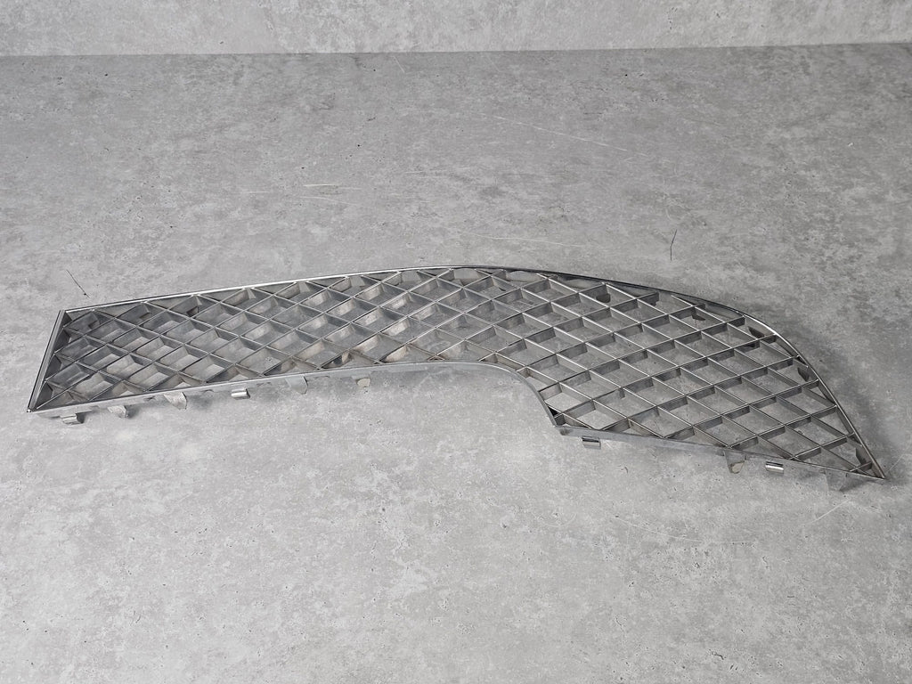 BENTLEY CONTINENTAL GRILLE MOULDING FRONT COVER RIGHT HAND 3W5807682