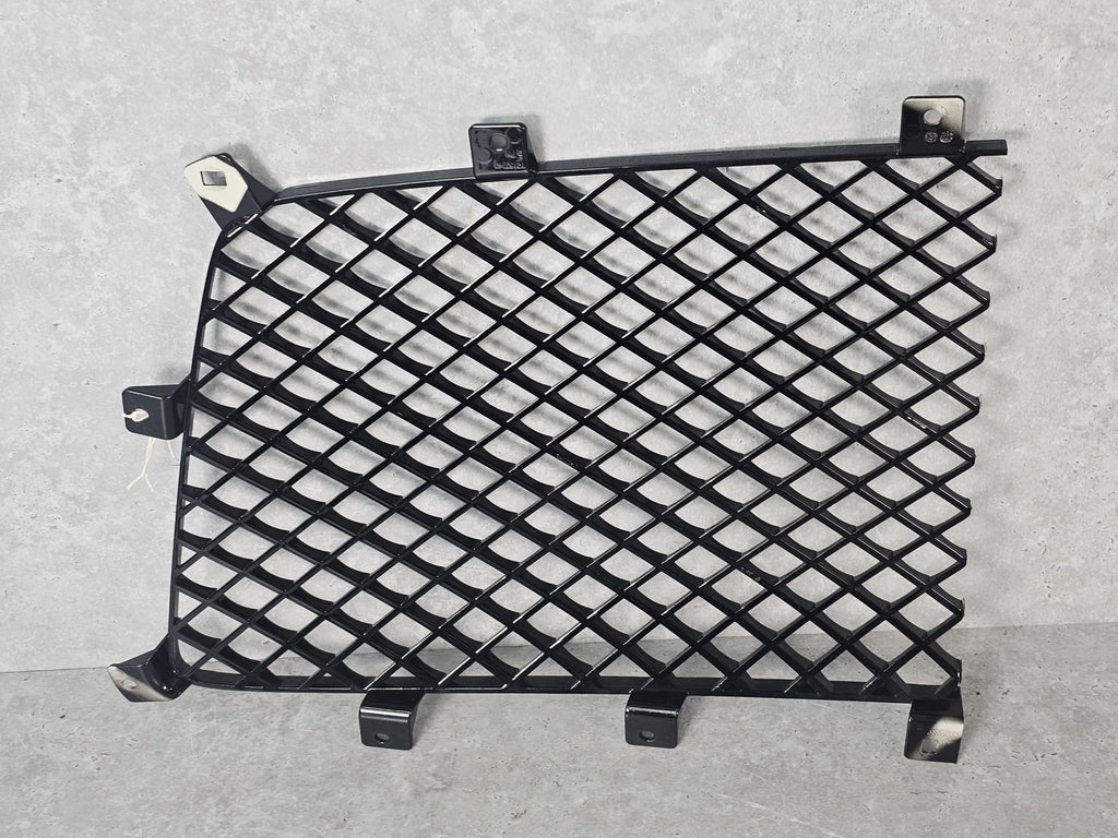 BENTLEY BENTAYGA 2016-2020 FRONT GRILL RIGHT BLACK HIGH GLOSS 36A853684