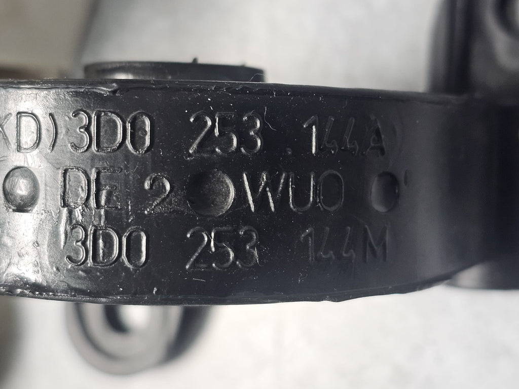 BENTLEY BRACKET 3D0253144A