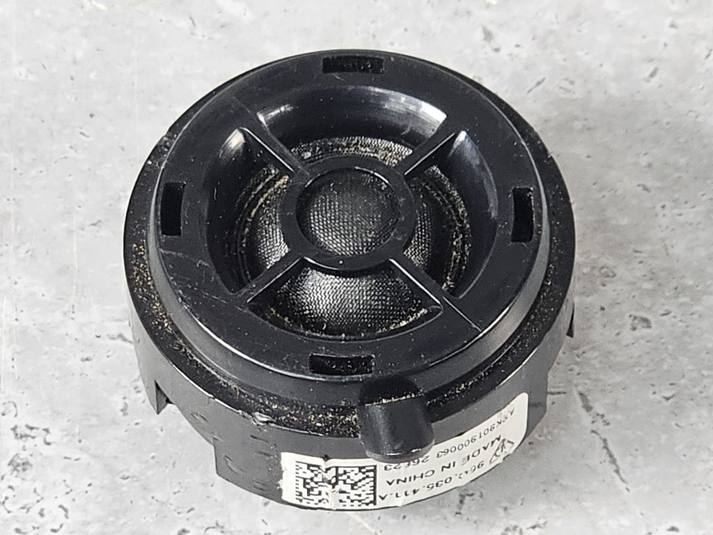 PORSCHE 911 992 2024 FRONT RIGHT DOOR SPEAKER 95C035411A