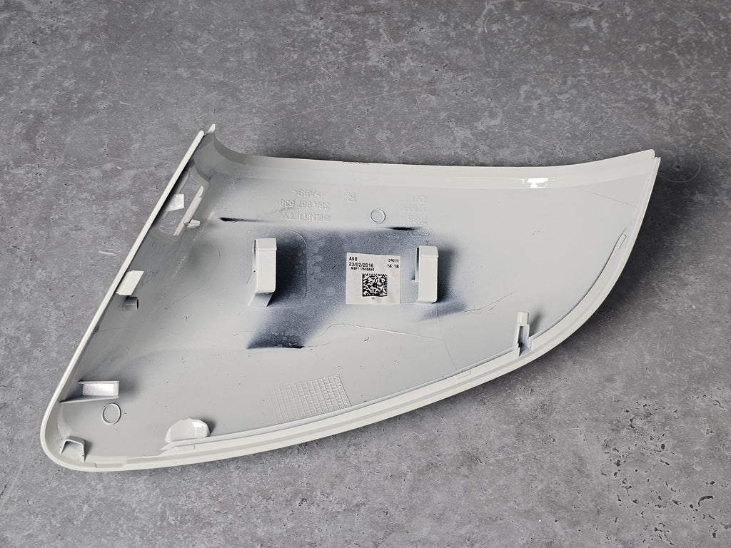 BENTLEY BENTAYGA (2015-2020) RIGHT MIRROR CAP WHITE 36A857538