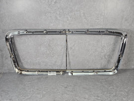 BENTLEY BENTAYGA BY636 FRONT GRILL SURROUND 36A853641G