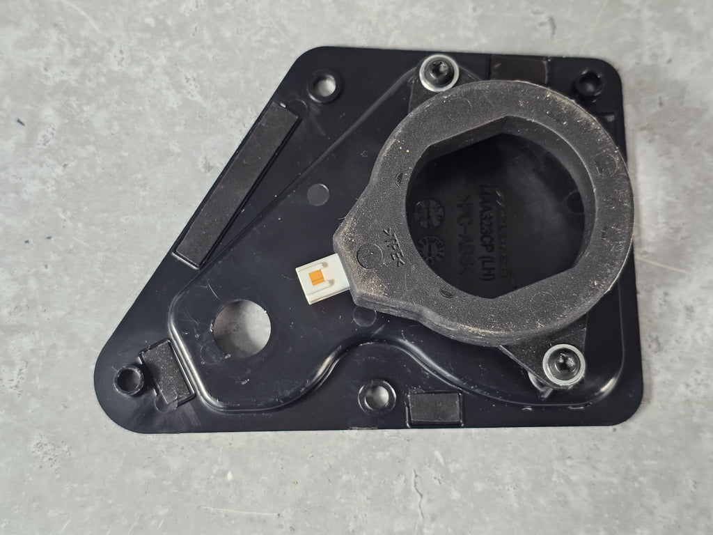 MCLAREN 720S 765LT ASSEMBLY DOOR ANTENNA BRACKET LH 14AA323CP