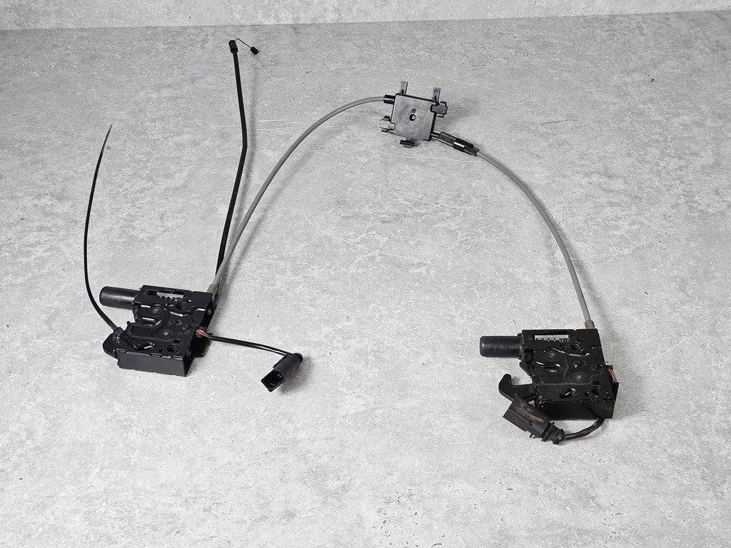AUDI BONNET LOCK 4M8 823 509