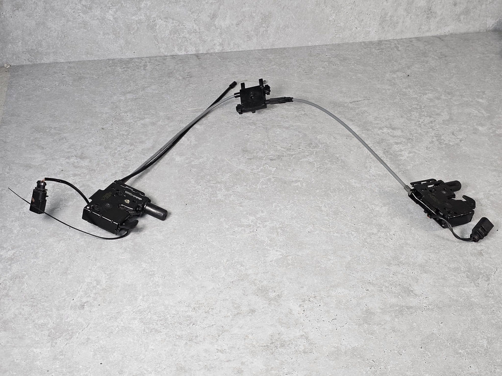 AUDI BONNET LOCK 4M8 823 509