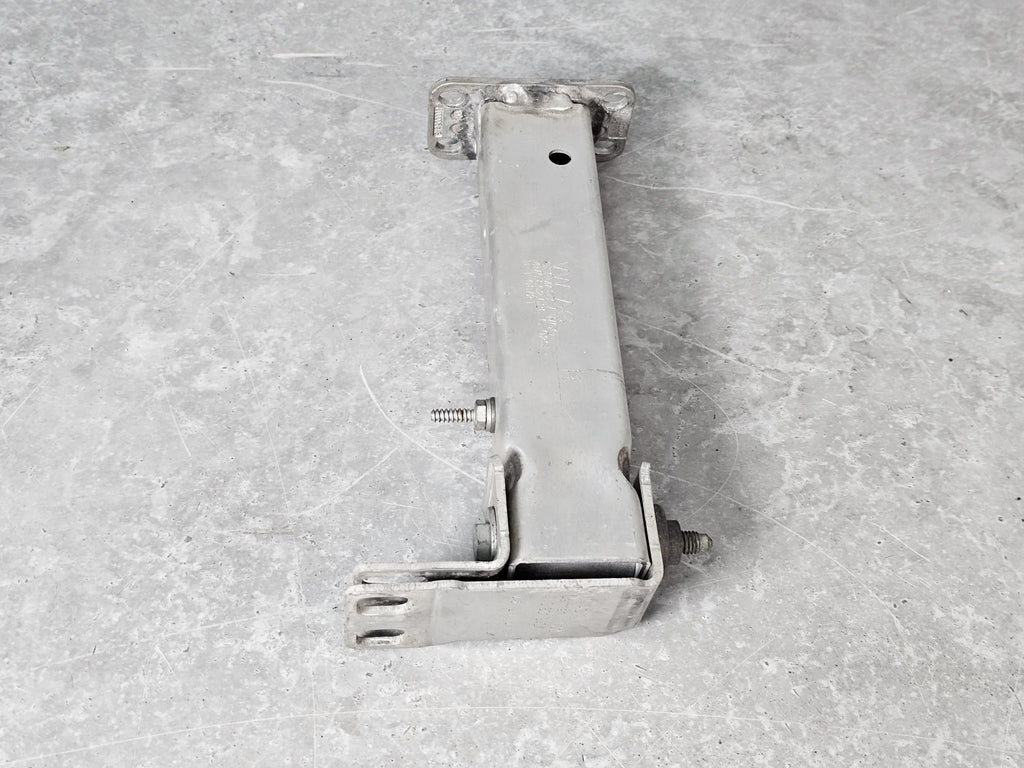AUDI Q7 SQ7 FRONT RIGHT LOWER IMPACT BRACKET 4M0802038D