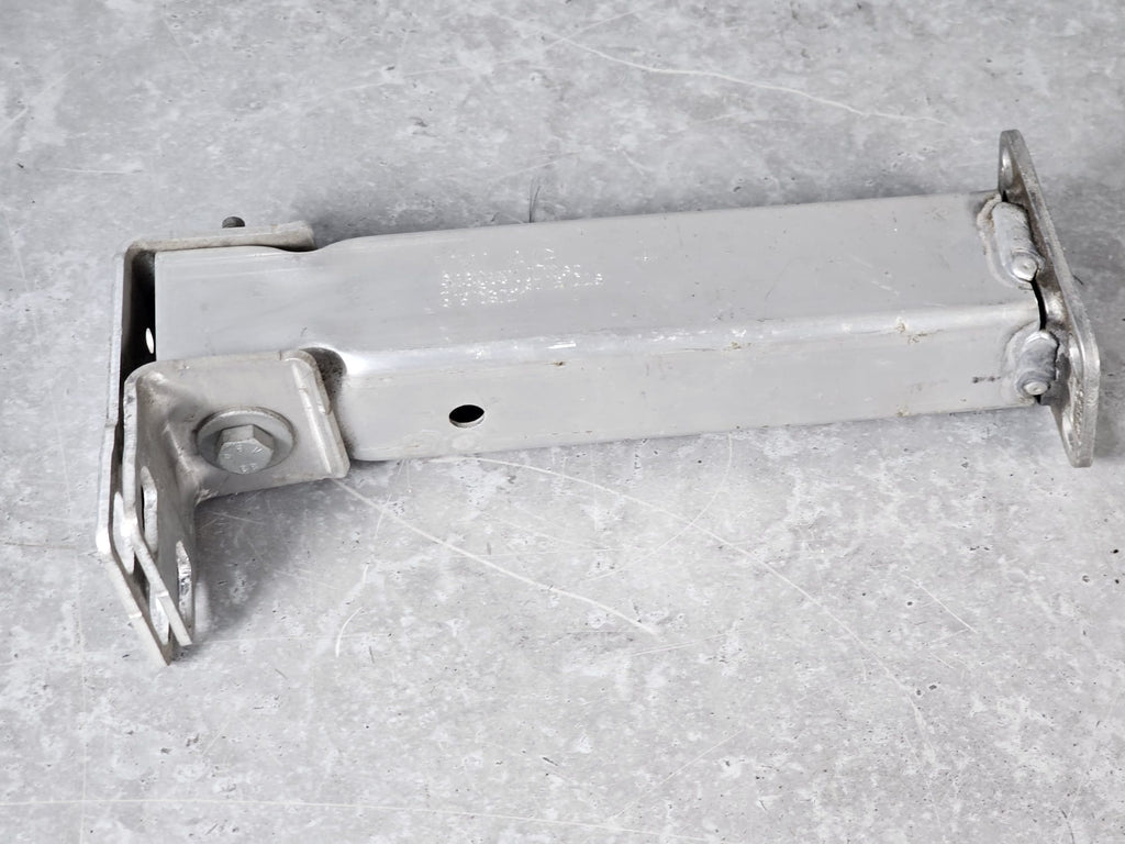 AUDI Q7 SQ7 FRONT LEFT LOWER IMPACT BRACKET 4M0802037B