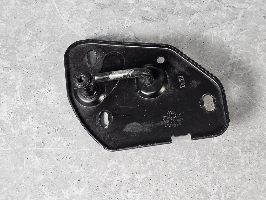 AUDI Q8 BONNET HOOD SAFETY CATCH LEFT 4M8823185C