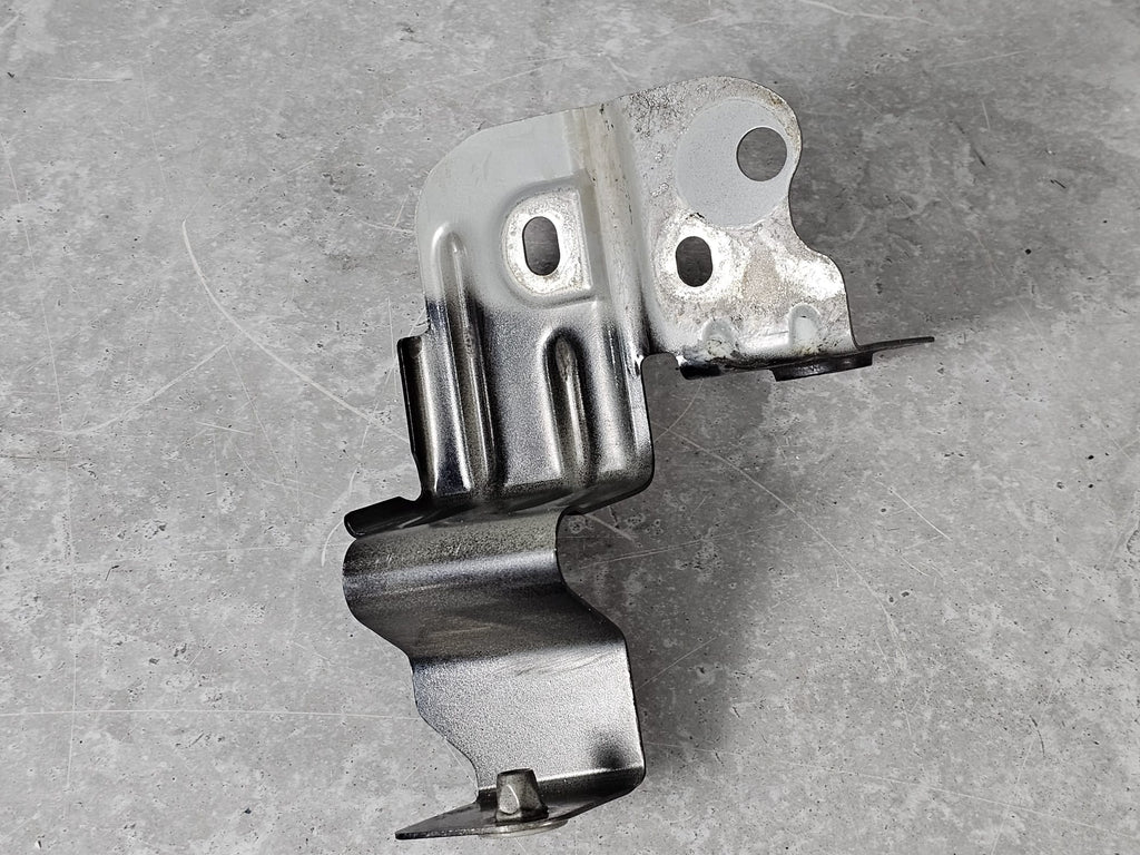 AUDI Q8 BRACKET REAR LEFT FENDER 4M8821167