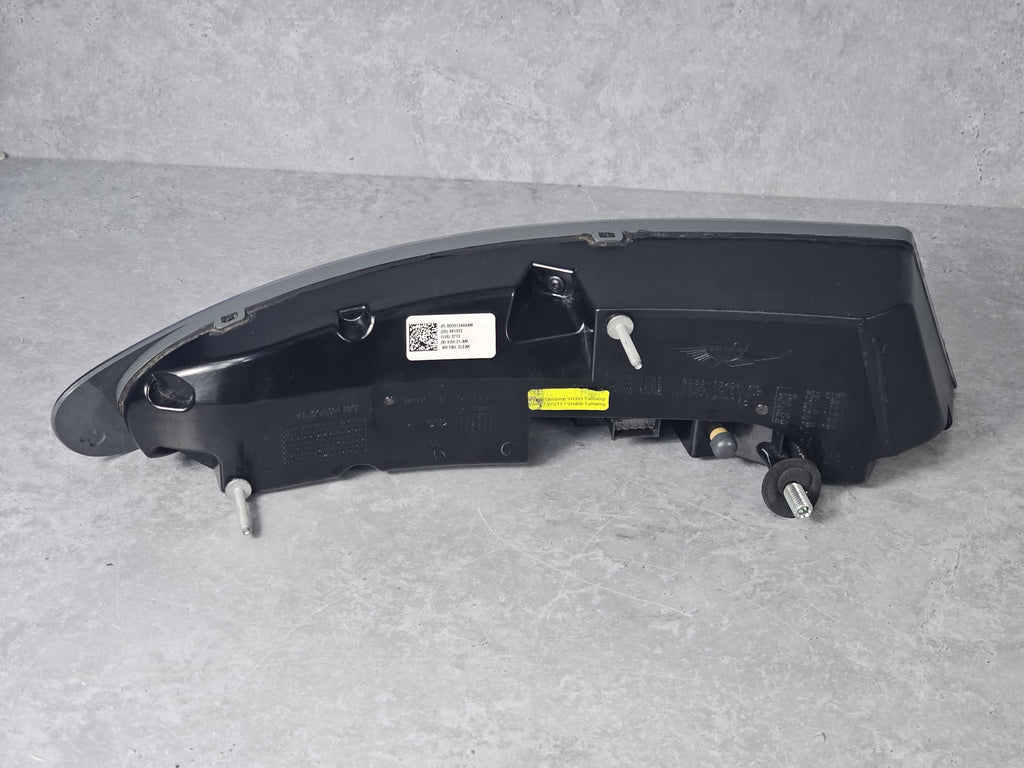 ASTON MARTIN DBS DB9 VANTAGE REAR LAMP ASSEMBLY RH 8D33-13404-AM