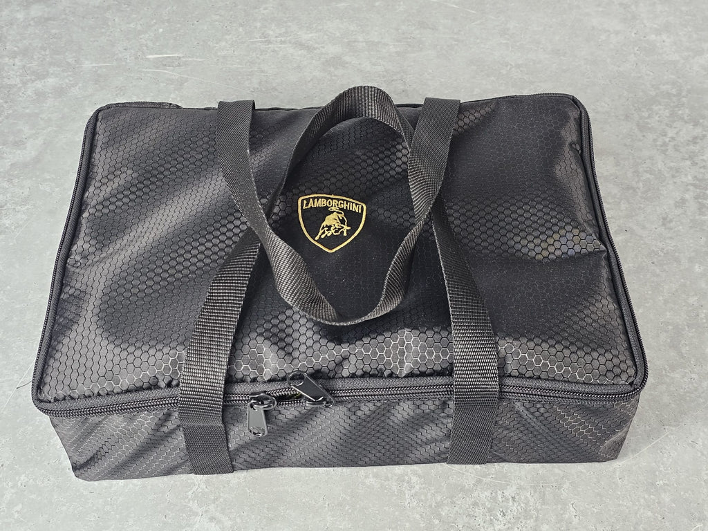 LAMBORGHINI URUS SE WELCOME KIT CAR FRAGRANCE BOX GLOVES WITH BAG