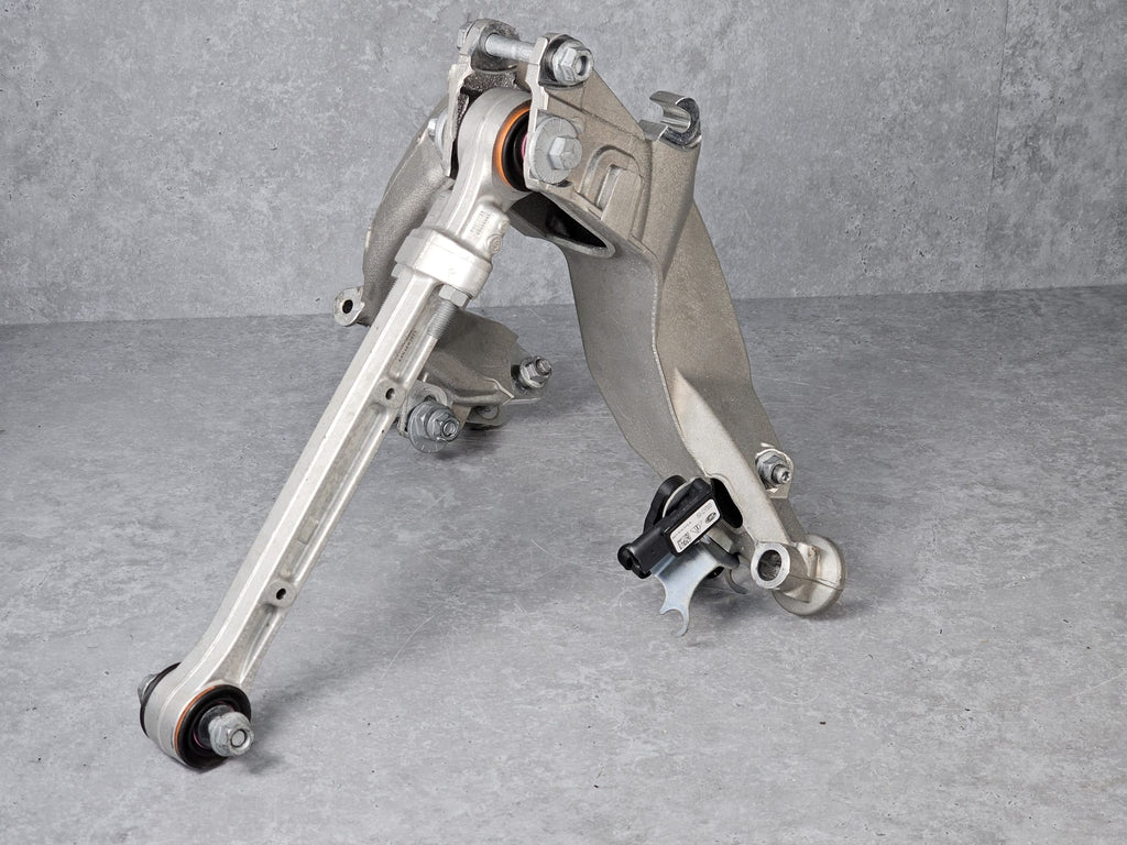 PORSCHE 992 GT3/ RS REAR RIGHT AXLE CROSS MEMBER SIDE PART 9GT505064F