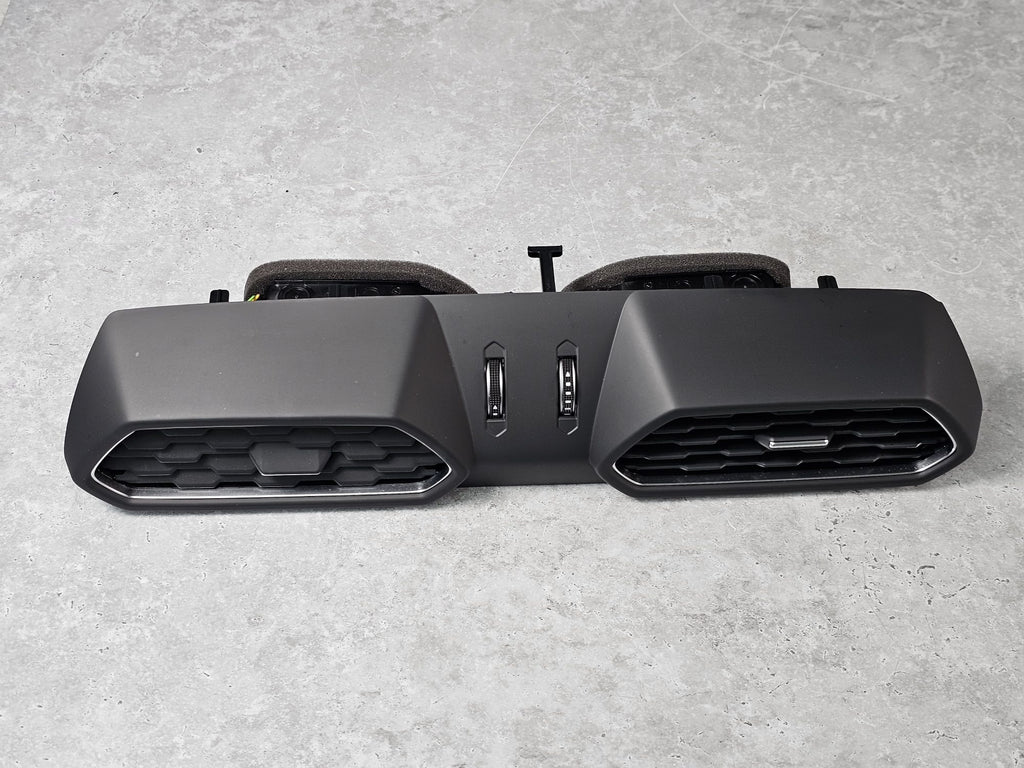LAMBORGHINI URUS HEATER VENT 4ML820952B6PS
