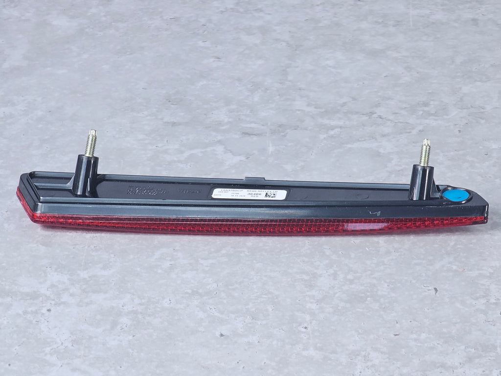 MCLAREN 720S REAR REFLECTOR LH PASSENGER SIDE 13A3760CP