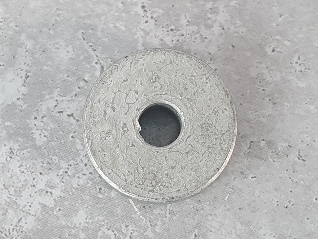 ASTON MARTIN VANTAGE FRONT FENDER SPACER 4G43-5435-AD