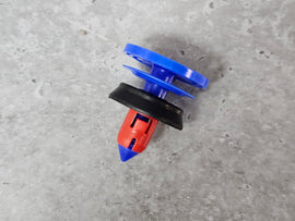 MASERATI FIXING PIN 670219478