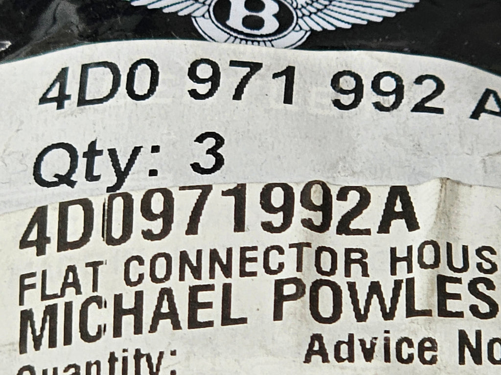 BENTLEY CONNECTOR HSG 2 WAY 4D0971992A