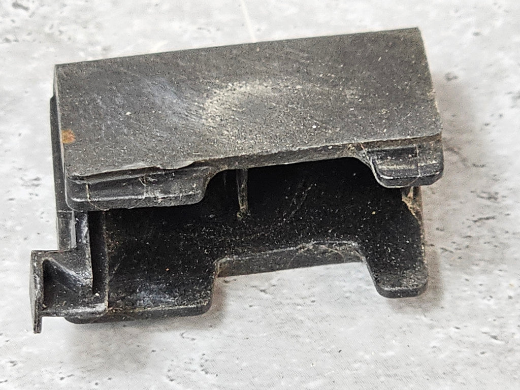 ASTON MARTIN DBX LOWER RADIATOR GRILLE B CAP MY83-8B177-AA