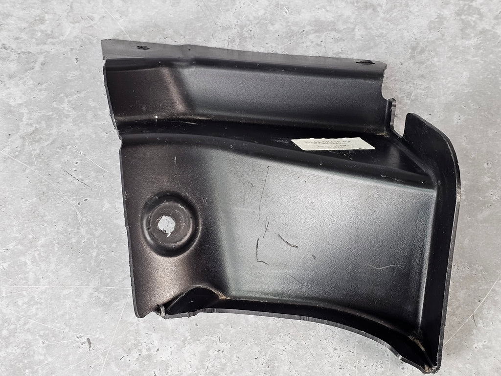 ASTON MARTIN GOP SIDE RH RY53-8B412-AA