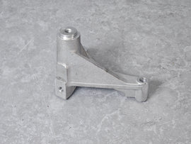 BENTLEY MULSANNE (2010+) IDLER BRACKET FOR RELAY ROLLER, D - 20.03.2017>> 07V 145 283 B