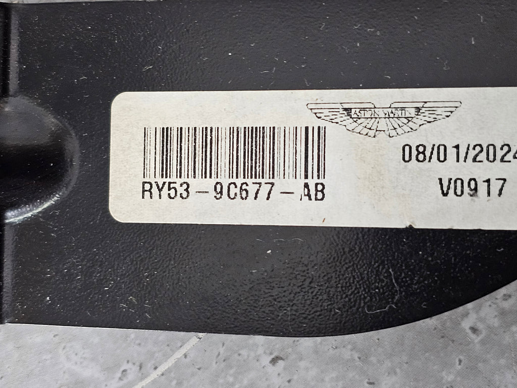 ASTON MARTIN DB12 CLEAN AIRDUCT SUPPORT BRACKET RH RY53-9C677-AB